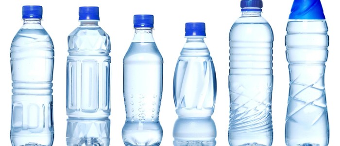 represa colateral Notorio Hasta qué punto es conveniente reusar las botellas de plástico? - CTR  Mediterráneo