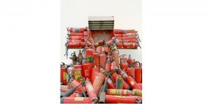 27_2015_arte reciclado extintores